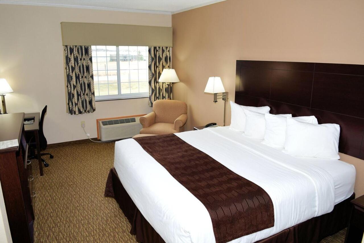 Rock Island Inn & Suites Atlantic Exterior photo